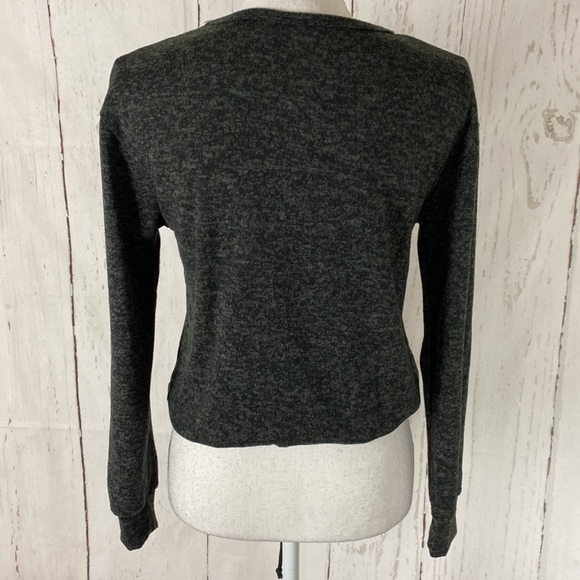 Top - Picture 3 of 6